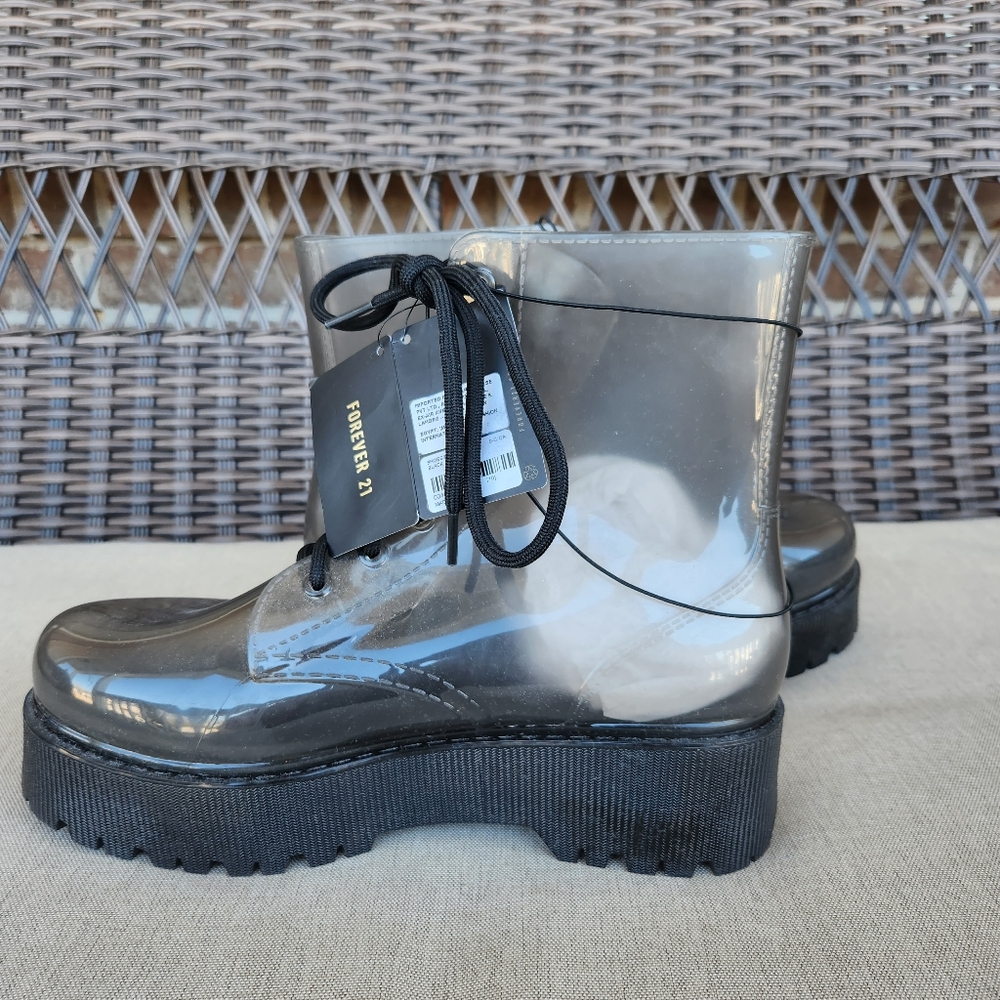 Low rainboots